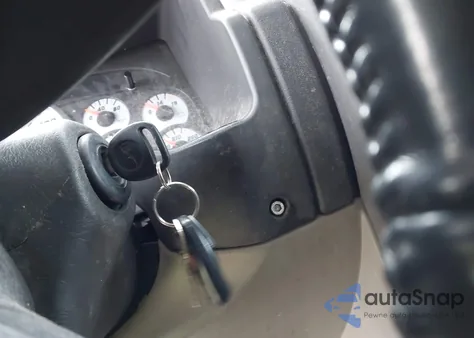 2004 Hummer H2 из США, поврежденный, VIN 5GRGN23U54H120134